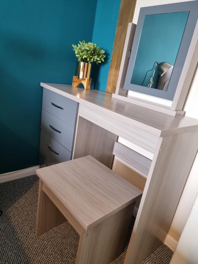 Lovely 2 Bedroom Serviced Apartment With Parking Mansfield Dış mekan fotoğraf