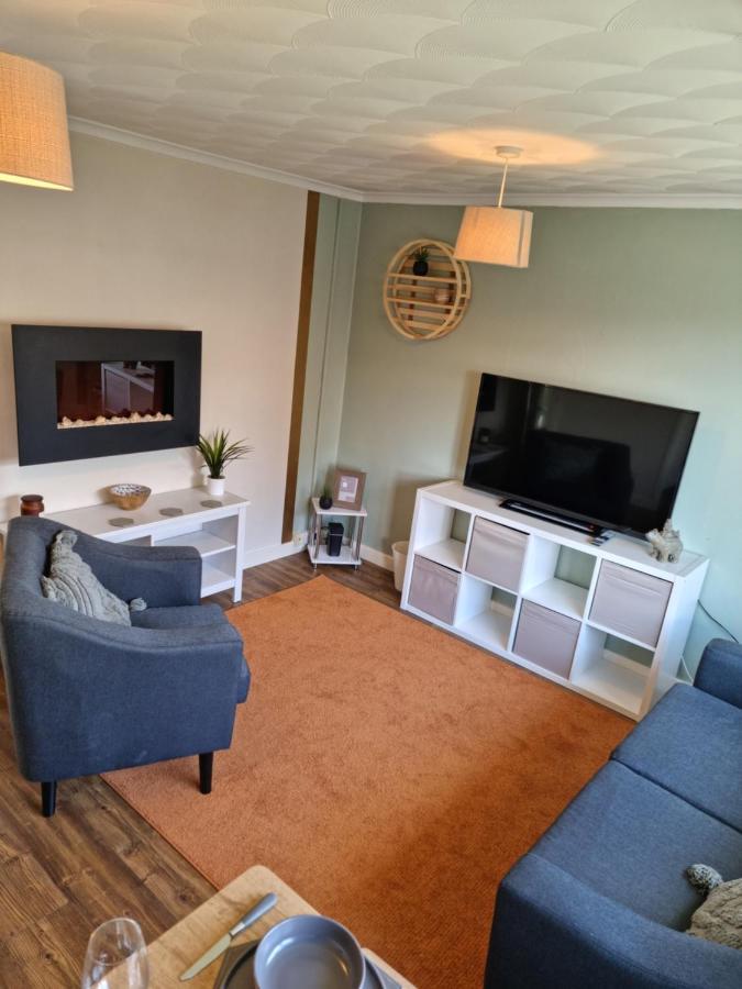 Lovely 2 Bedroom Serviced Apartment With Parking Mansfield Dış mekan fotoğraf