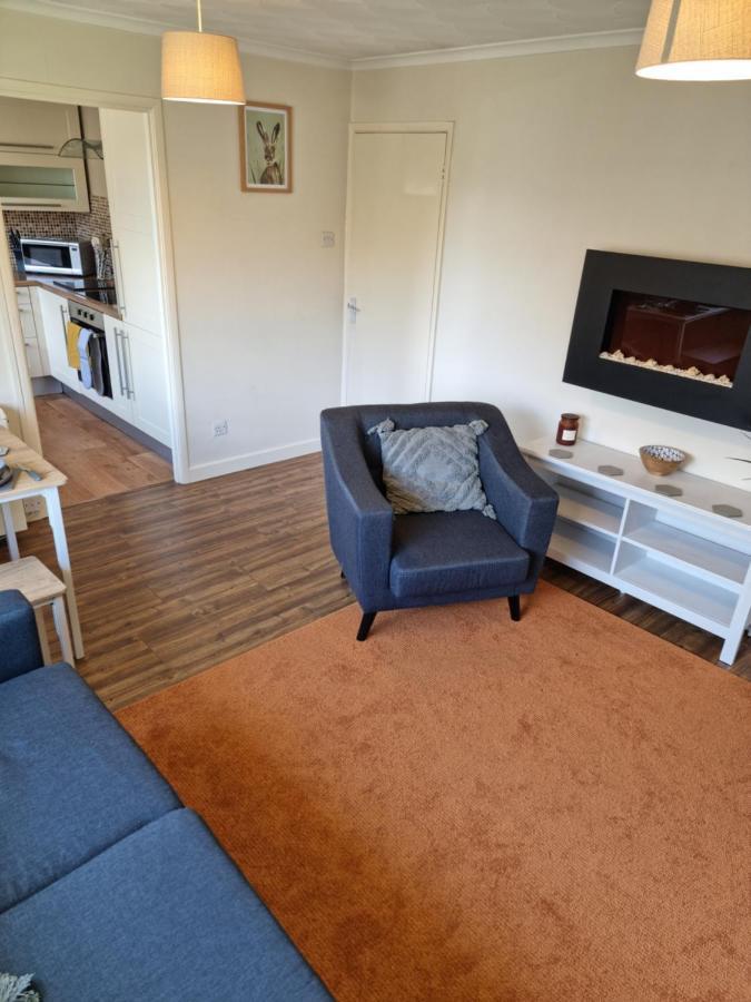 Lovely 2 Bedroom Serviced Apartment With Parking Mansfield Dış mekan fotoğraf